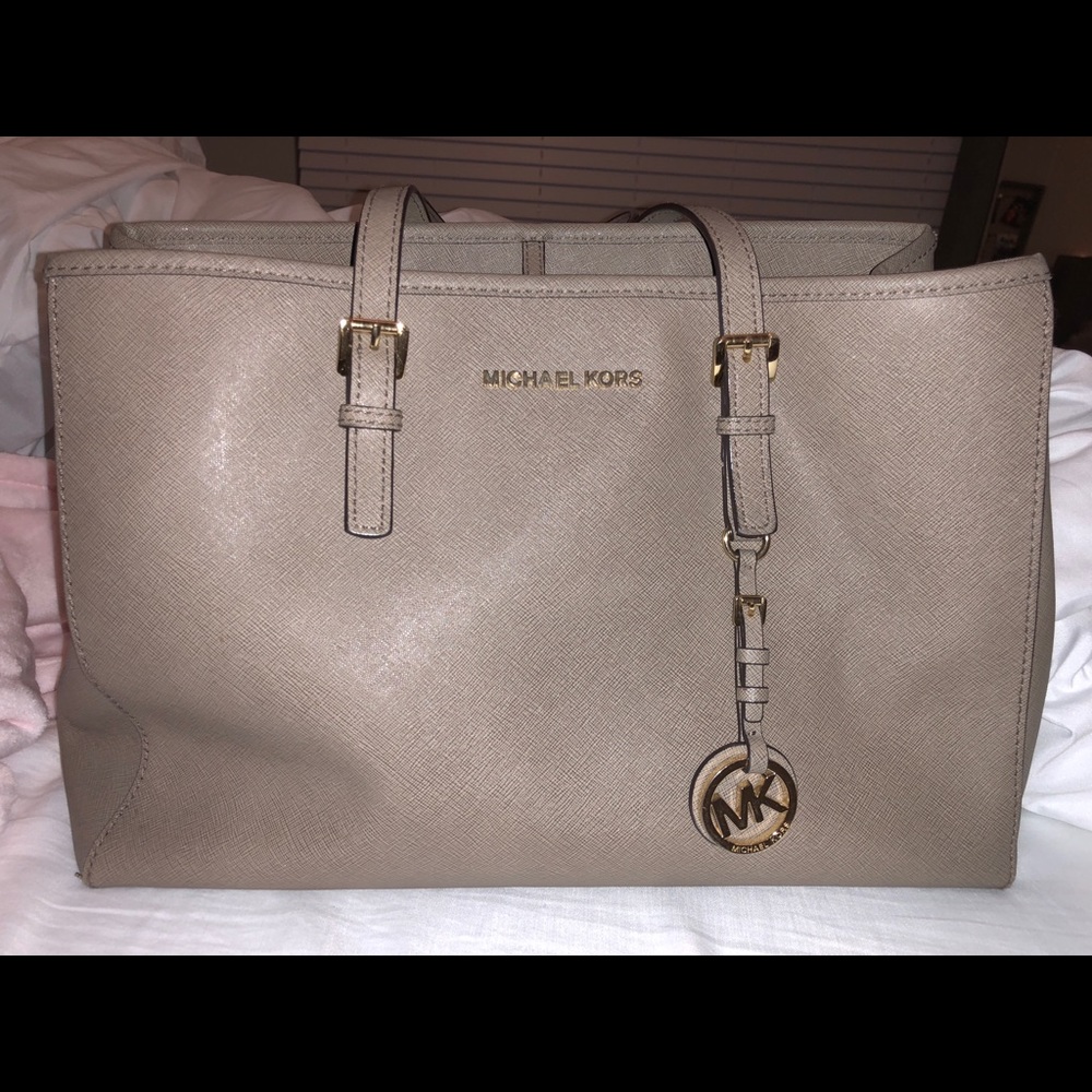 Michael Kors purse